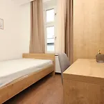 Alexandra 4*