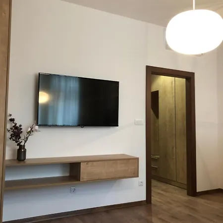 Alexandra Aparthotel