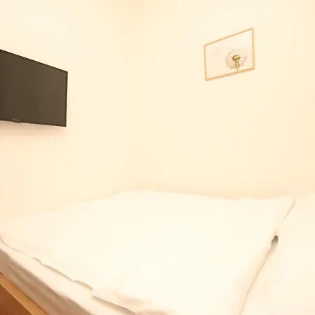 Alexandra Aparthotel 4*