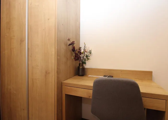 Alexandra Aparthotel 4*