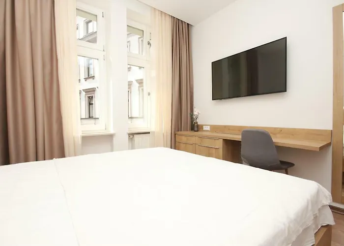 Lägenhetshotell Alexandra 4*