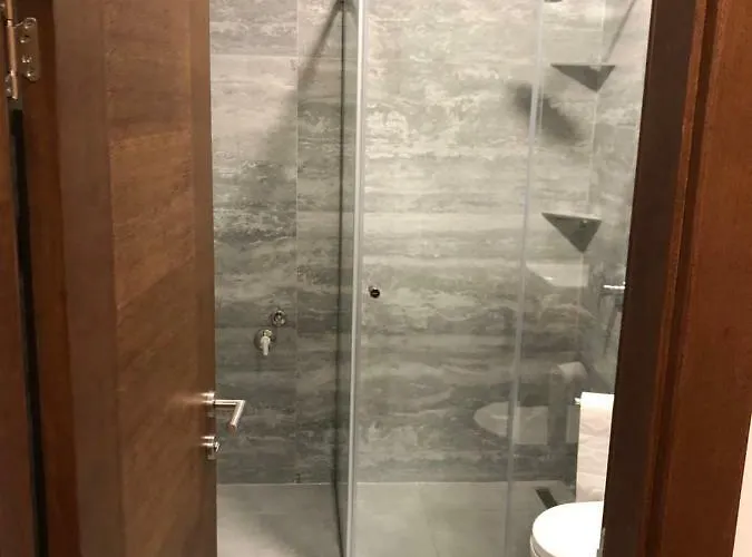 Alexandra Aparthotel