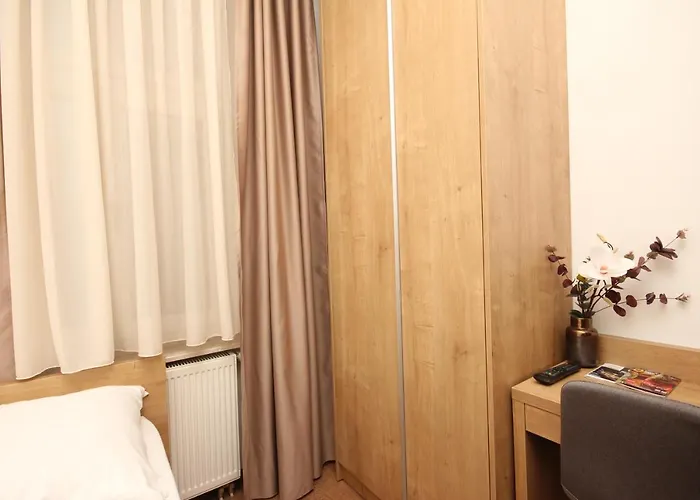 Alexandra Aparthotel